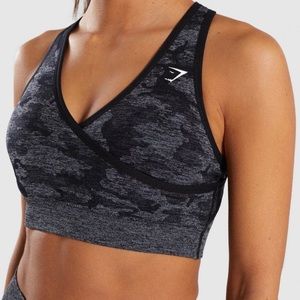GYMSHARK CAMO SEAMLESS V-neck Sports Bra Top | Small | Tops